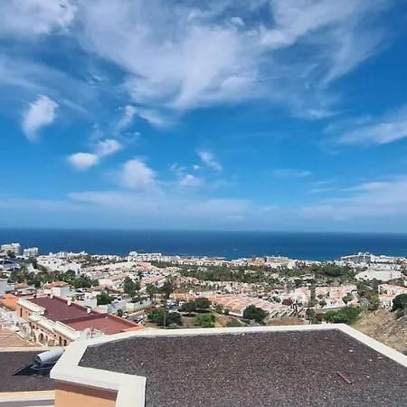 Alta Vista San Eugenio Apartman *