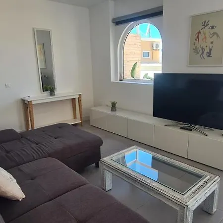 Apartman Alta Vista San Eugenio *